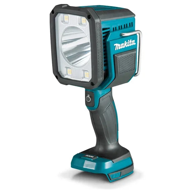 MAKITA 18V LONG DISTANCE TORCH SKIN DML812 1 MAKITA 18V LONG DISTANCE TORCH SKIN DML812